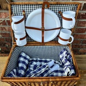 Wicker Picnic Basket with White Dinnerware Set
